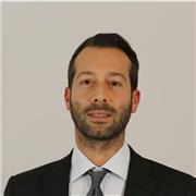 Sono un avvocato con la passione della storia 
e con il desiderio di trasmetterla alle giovani generazioni.